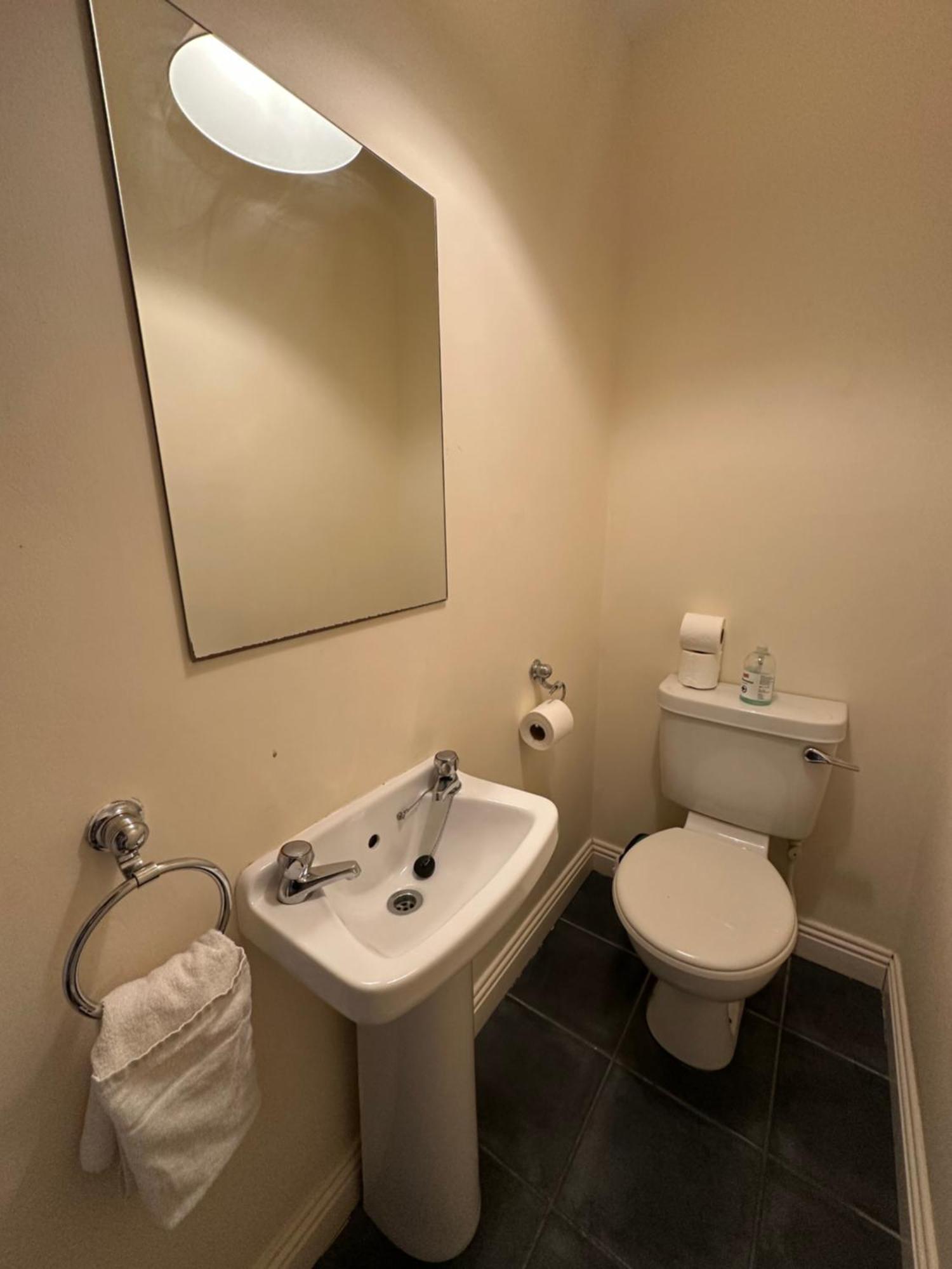 Waterlane Apartments Galway Dış mekan fotoğraf